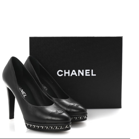 CHANEL Lambskin CC Cap Toe Platform with Silver Chain Pumps 39 Black - Picture 1 of 16